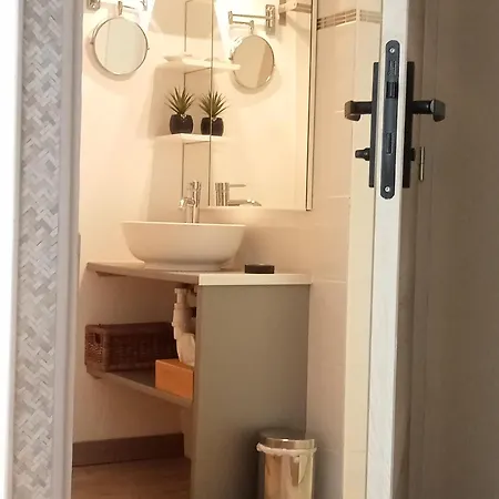 Au Petit Bonheur *